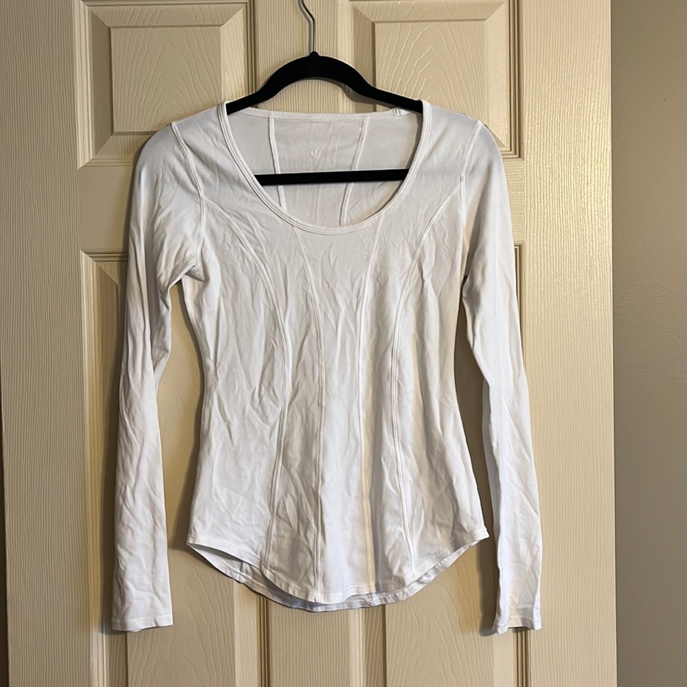 Lululemon Tee